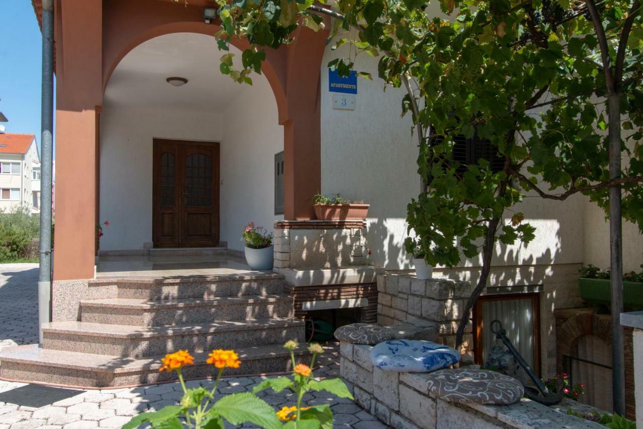 Irena'S Place A1 روفينج المظهر الخارجي الصورة